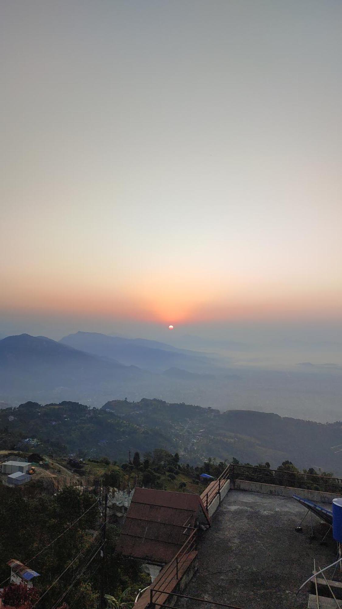 Sarangkot Hotel New Galaxy Pokhara Bagian luar foto